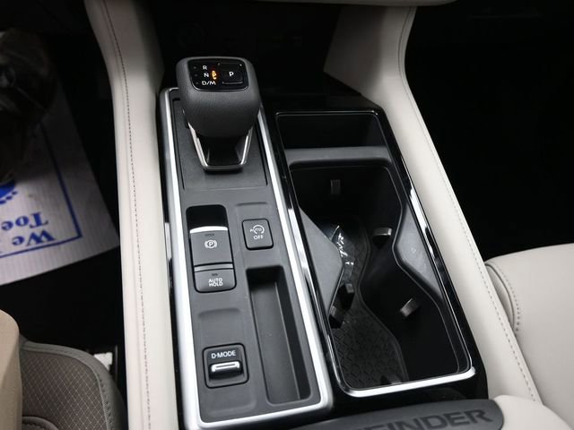 New 2026 Nissan Pathfinder SL image 26