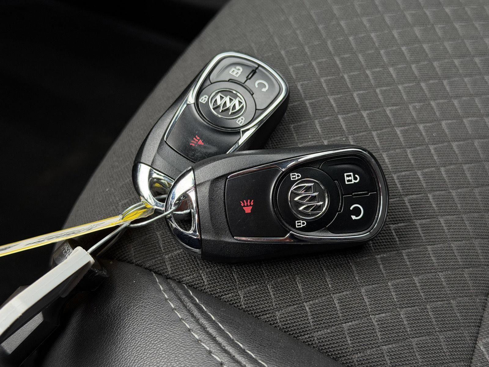 Certified 2022 Buick Encore Preferred w/ Safety Package image 35