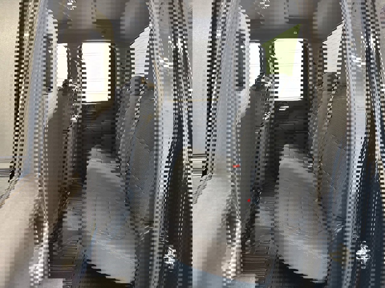 Used 2022 GMC Sierra 2500 Pro w/ Convenience Package image 33