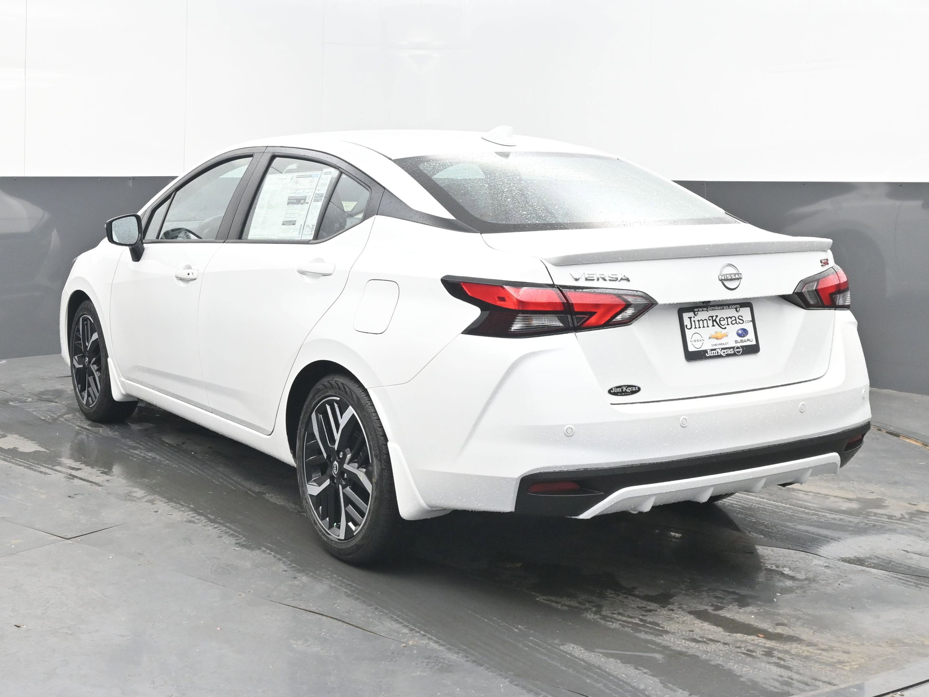 New 2025 Nissan Versa SR image 6