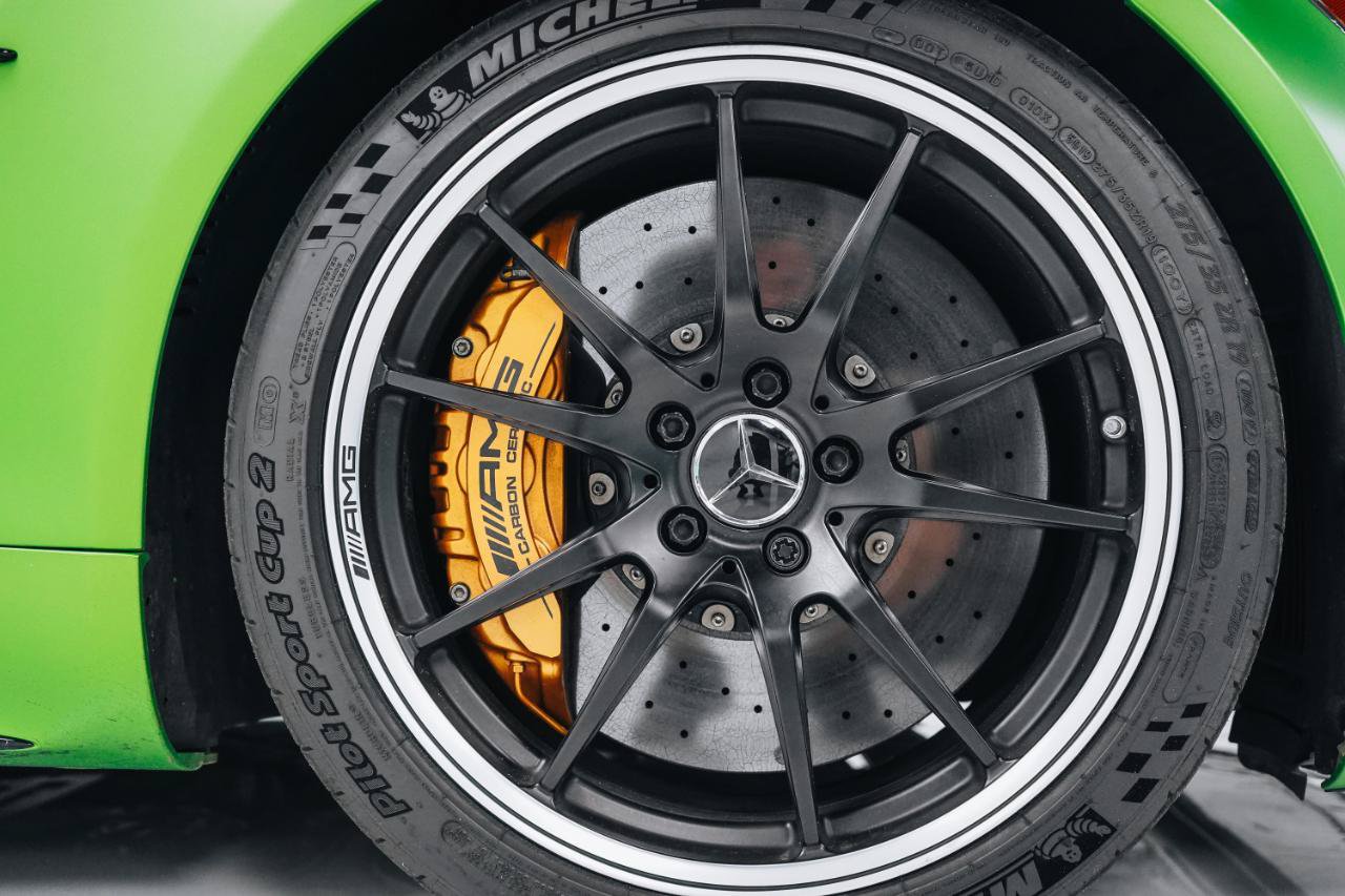 Used 2018 Mercedes-Benz AMG GT R image 7