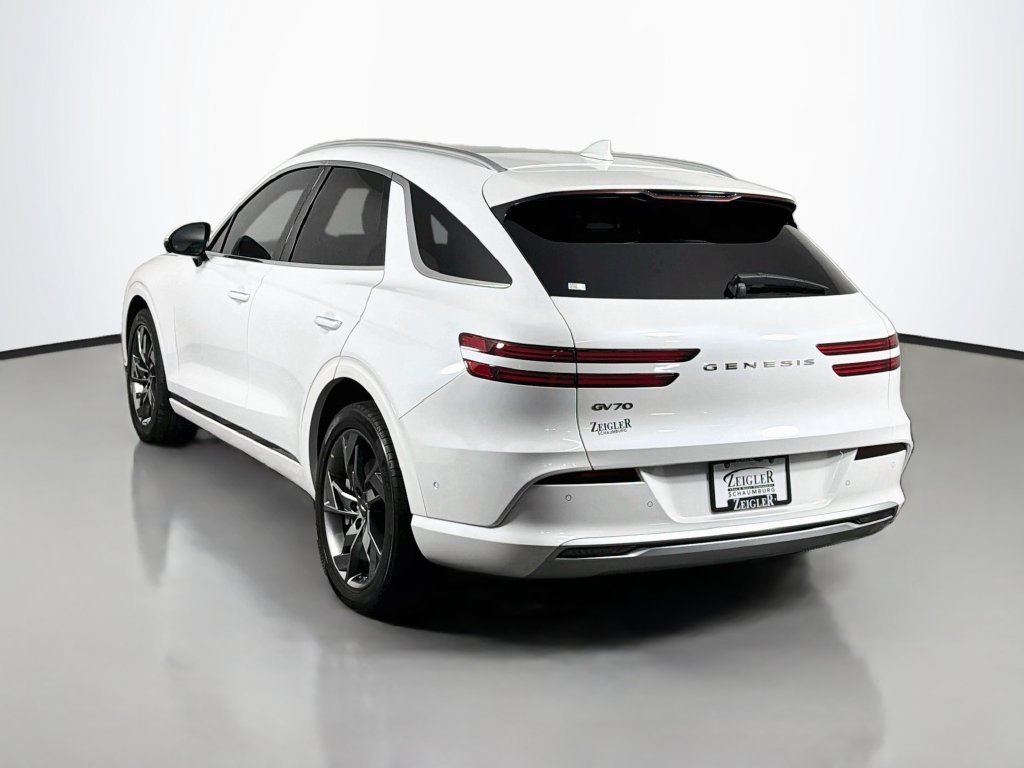 Used 2024 Genesis Electrified GV70 AWD/4WD image 5