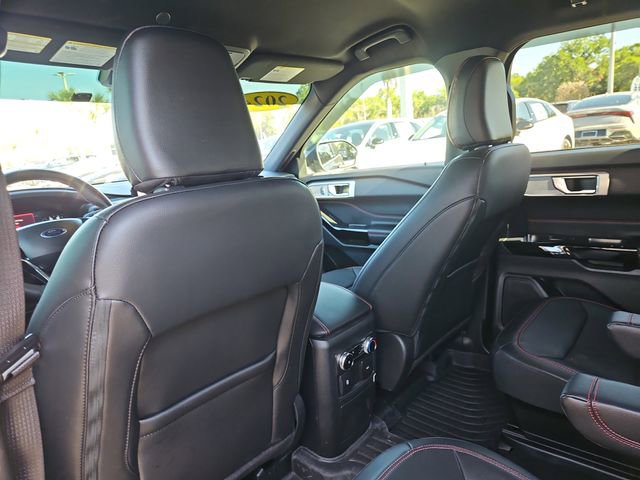 Used 2024 Ford Explorer ST-Line w/ Class IV Trailer Tow Package RWD image 11