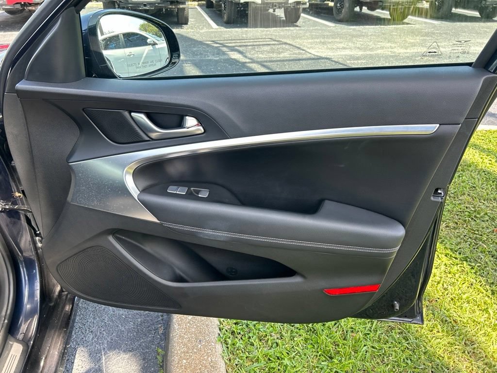Used 2026 Genesis G70 2.5T RWD image 44