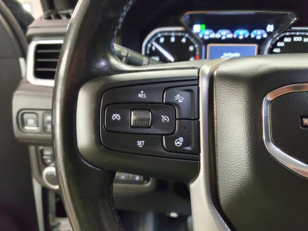 Used 2021 GMC Yukon Denali w/ Denali Premium Package image 25