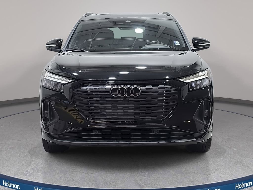 Used 2024 Audi Q4 e-tron Premium Plus w/ Premium Plus image 3