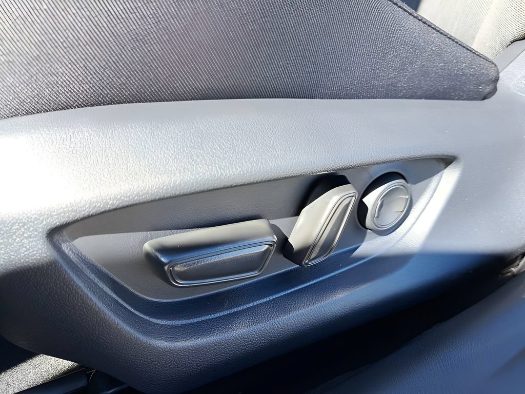 New 2026 Toyota Camry LE w/ Convenience Package FWD image 14