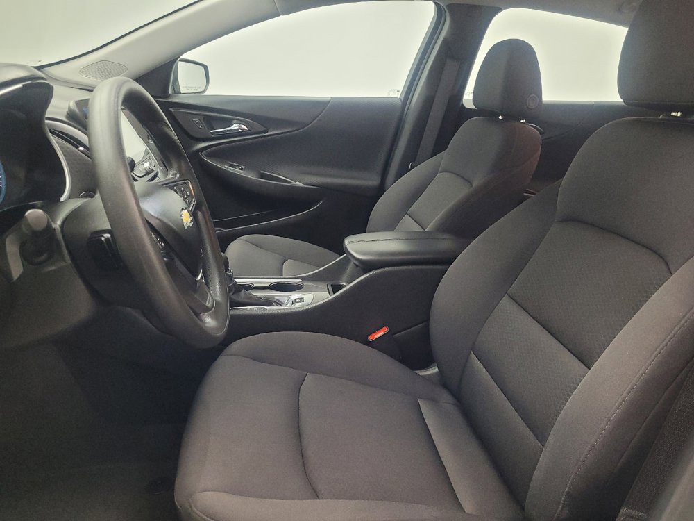 Used 2023 Chevrolet Malibu LT FWD image 17