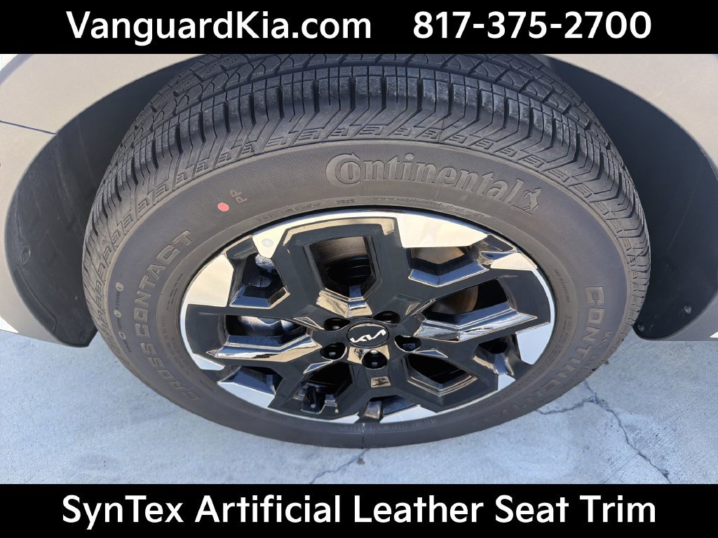 Certified 2026 Kia Sorento S w/ S Panoramic Sunroof Package FWD image 22