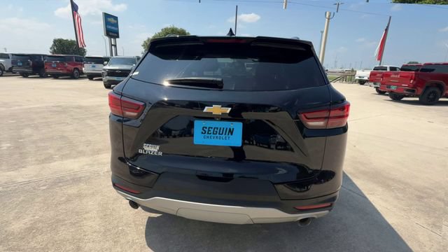 Used 2024 Chevrolet Blazer LT w/ Convenience Package FWD image 7