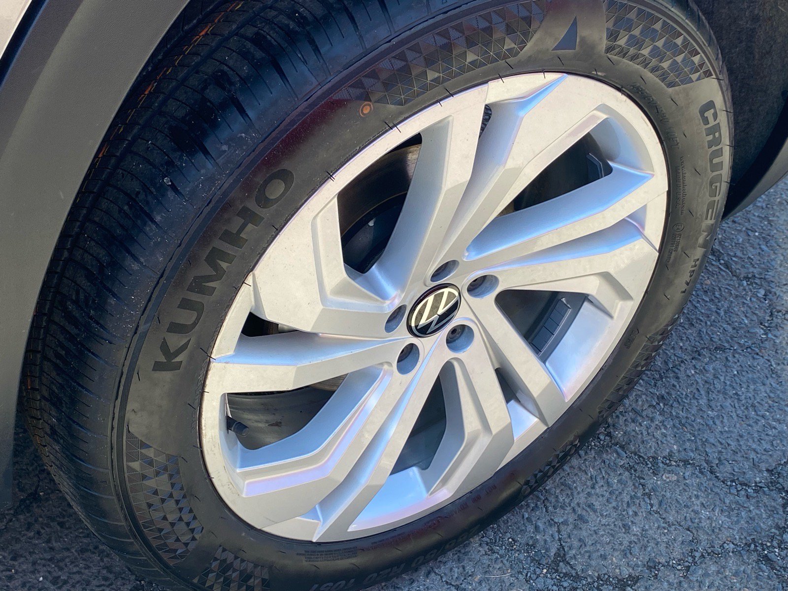 Certified 2023 Volkswagen Atlas SE w/ Panoramic Sunroof Package AWD/4WD image 21