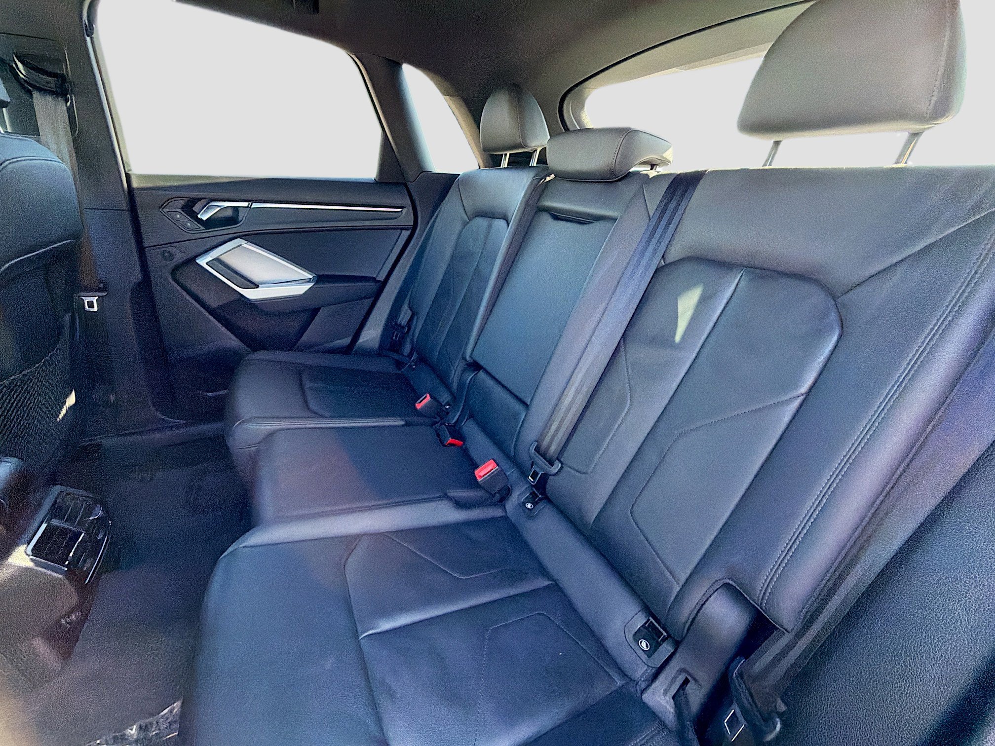 Used 2023 Audi Q3 2.0T Premium Plus w/ Premium Plus Package image 21