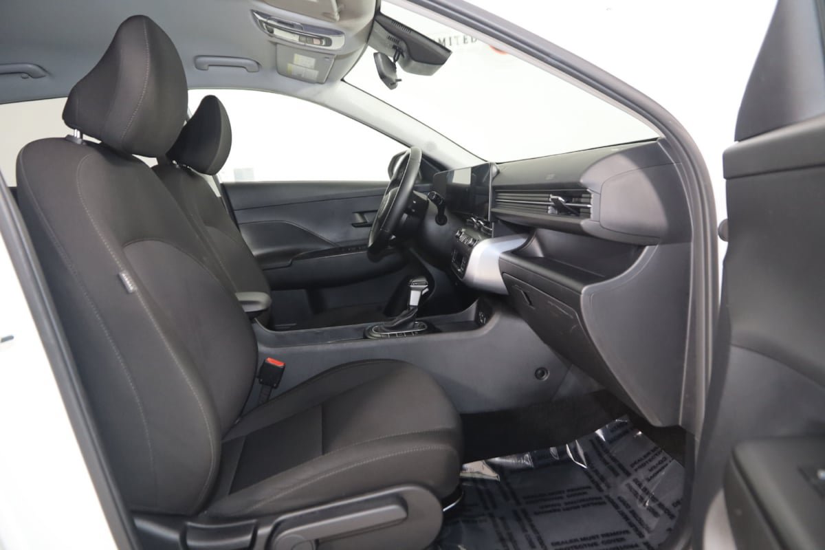 Used 2024 Hyundai Kona SEL FWD image 10