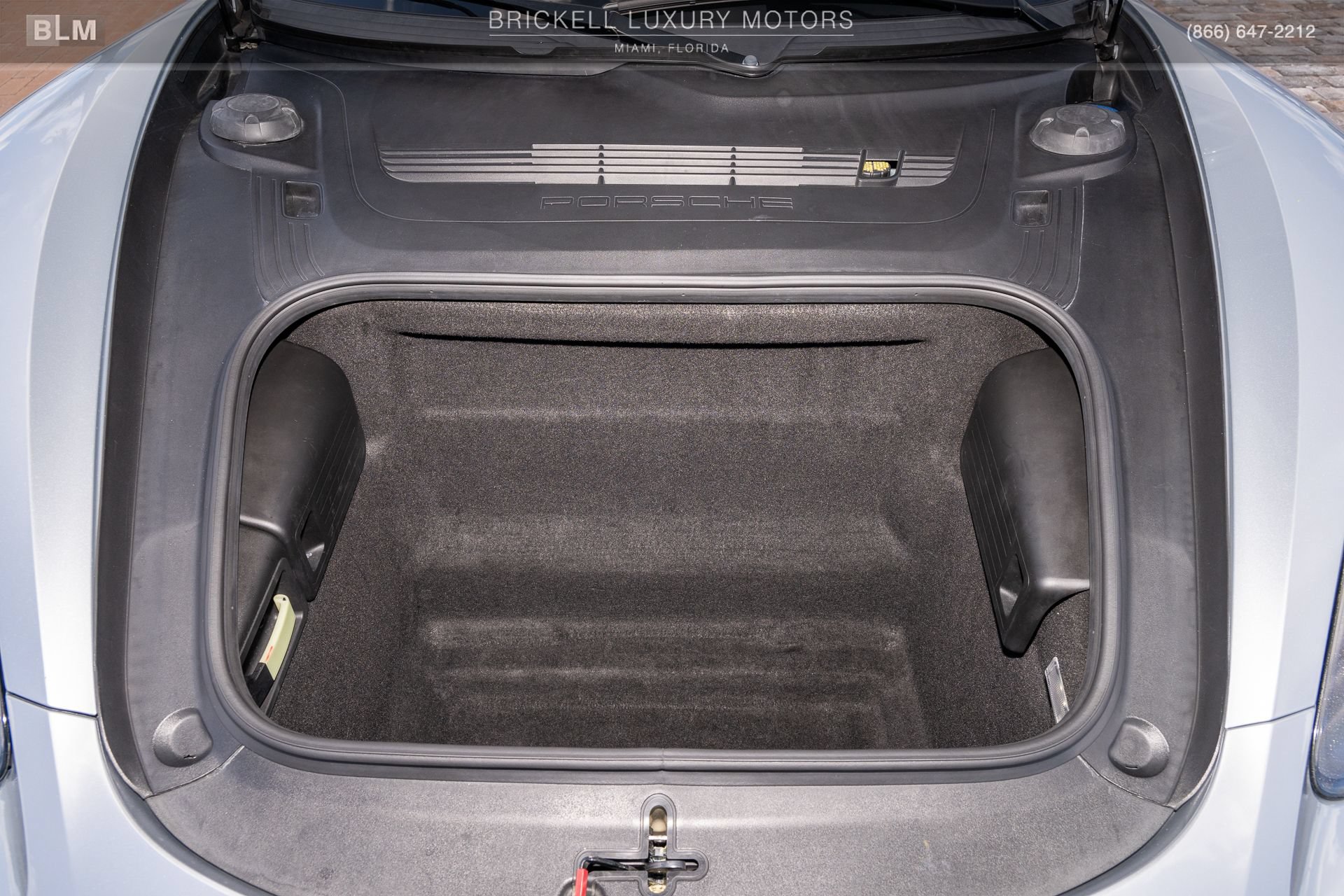 Used 2018 Porsche 718 Cayman RWD image 15