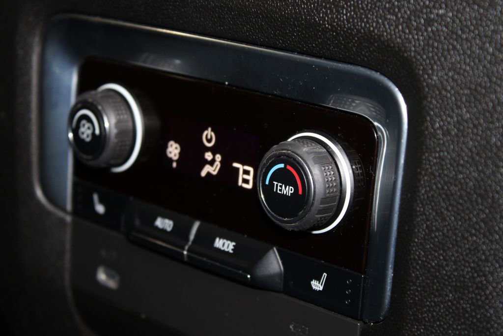 Used 2022 Chevrolet Tahoe RST w/ Luxury Package image 34