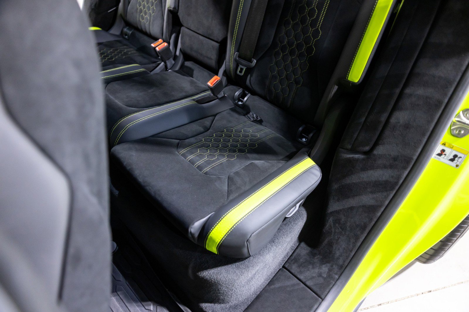 Used 2024 Lamborghini Urus Performante image 36