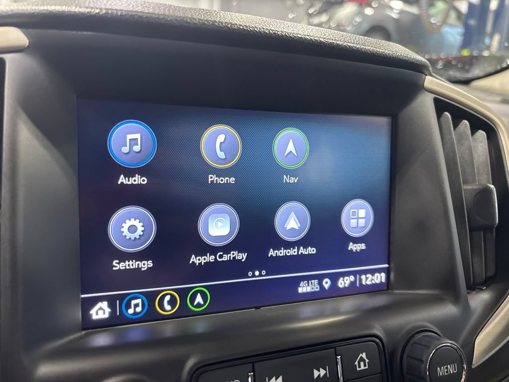 Used 2018 GMC Terrain Denali w/ Comfort Package AWD/4WD image 23