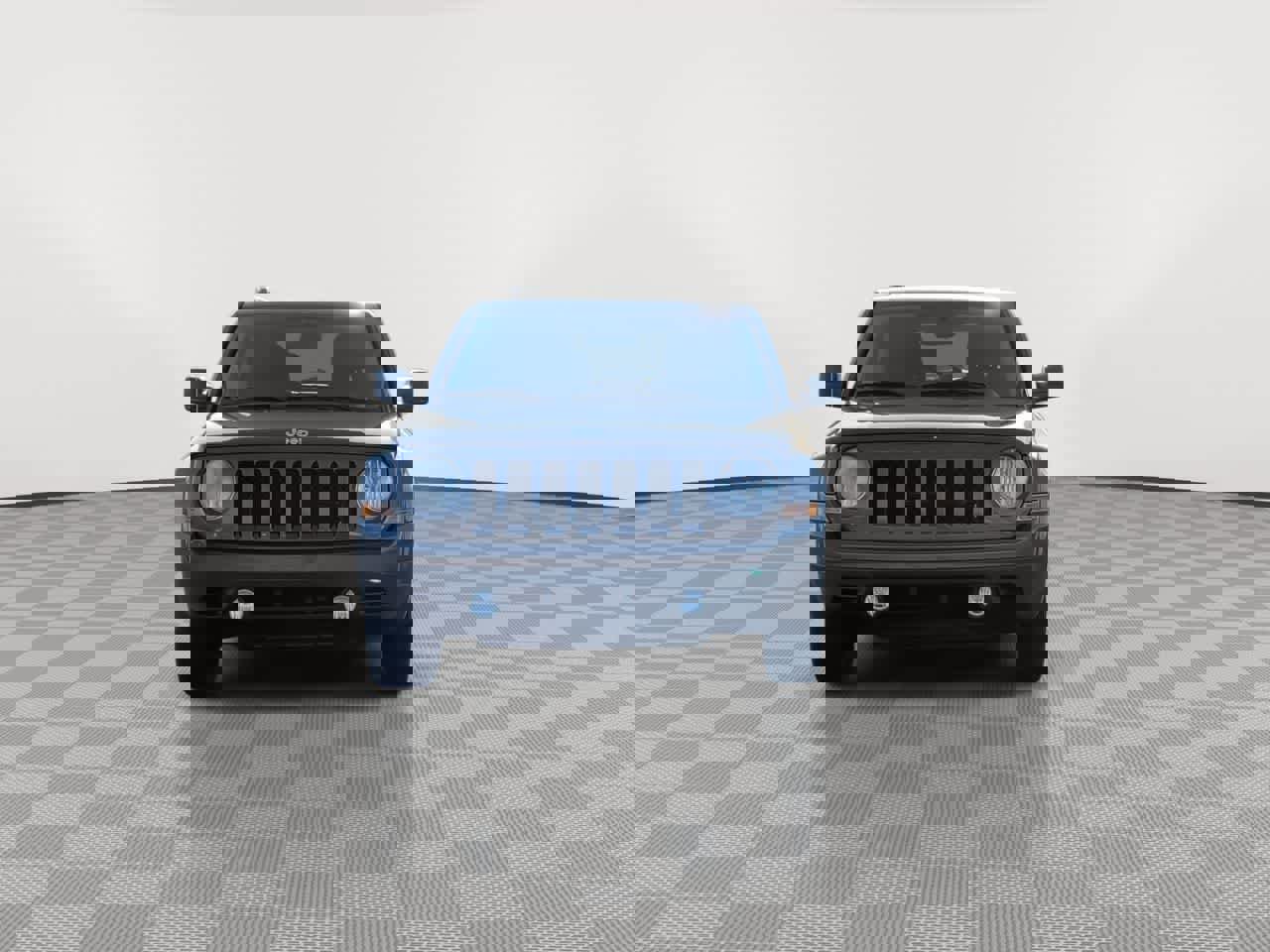 Used 2015 Jeep Patriot High Altitude image 3