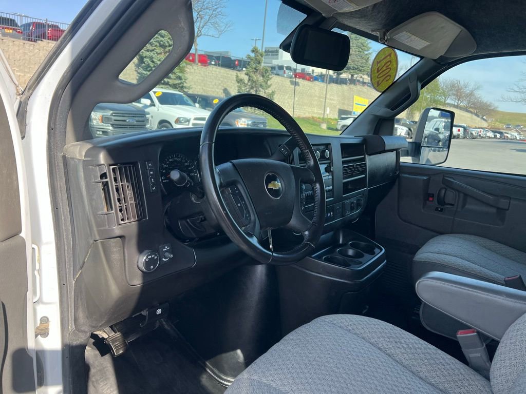 Used 2021 Chevrolet Express 3500 w/ Power Convenience Package image 19