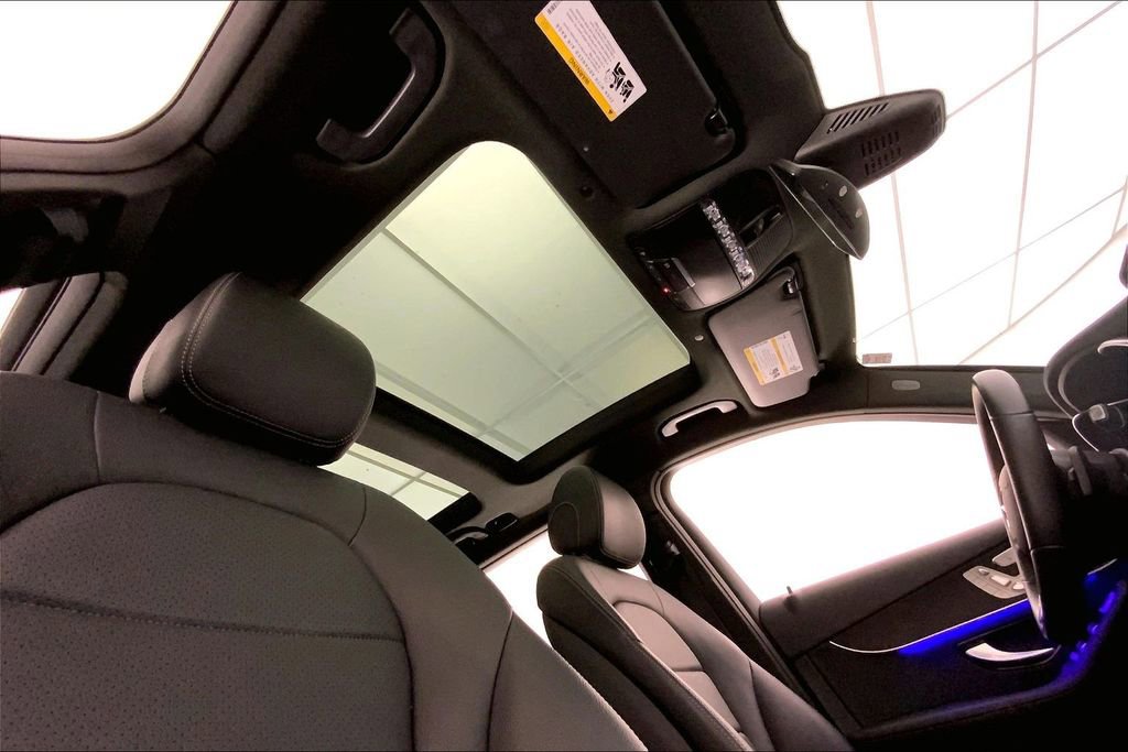 Used 2021 Mercedes-Benz GLC 300 4MATIC image 26