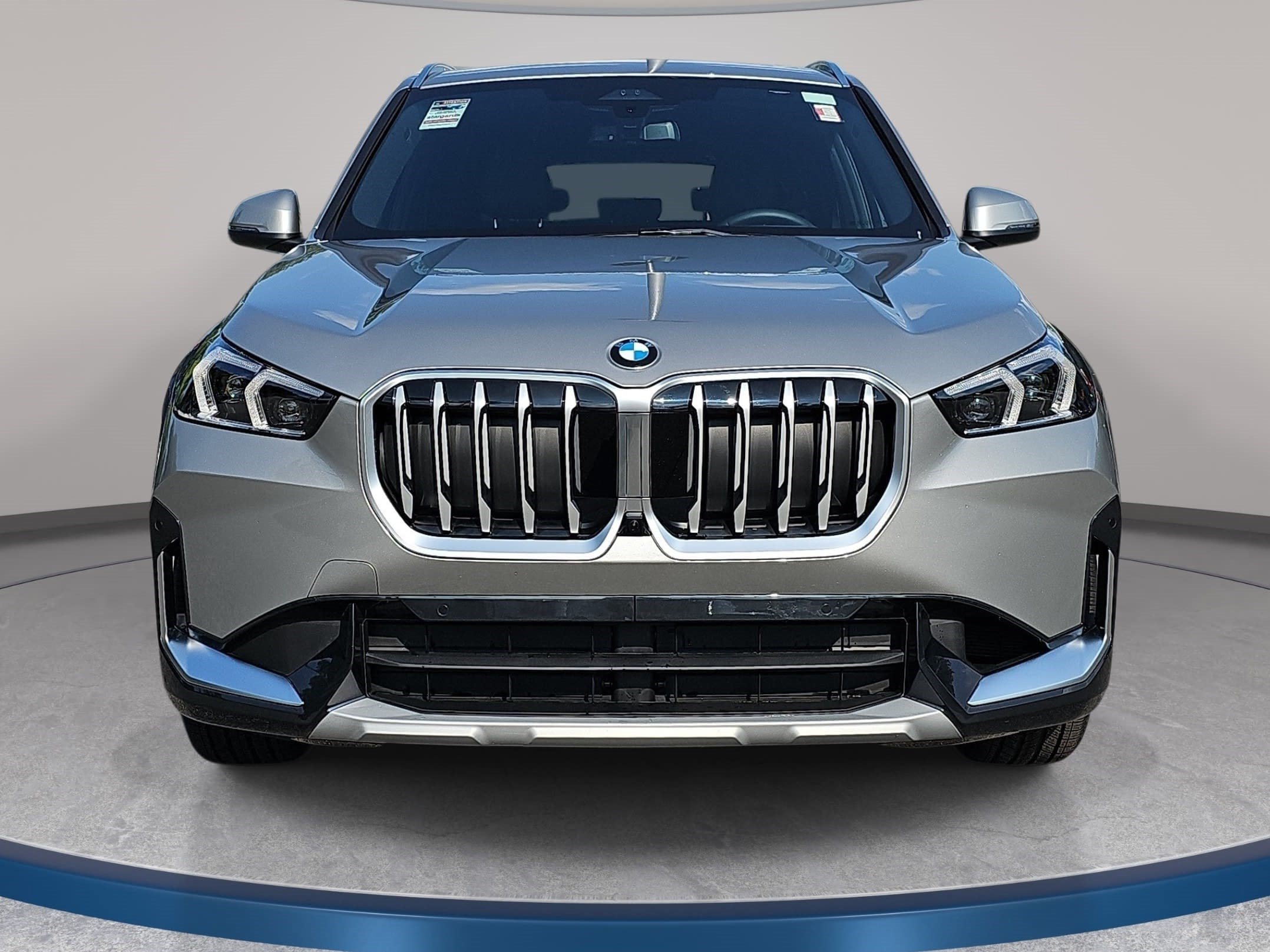 New 2026 BMW X1 xDrive28i w/ Technology Package AWD/4WD image 2