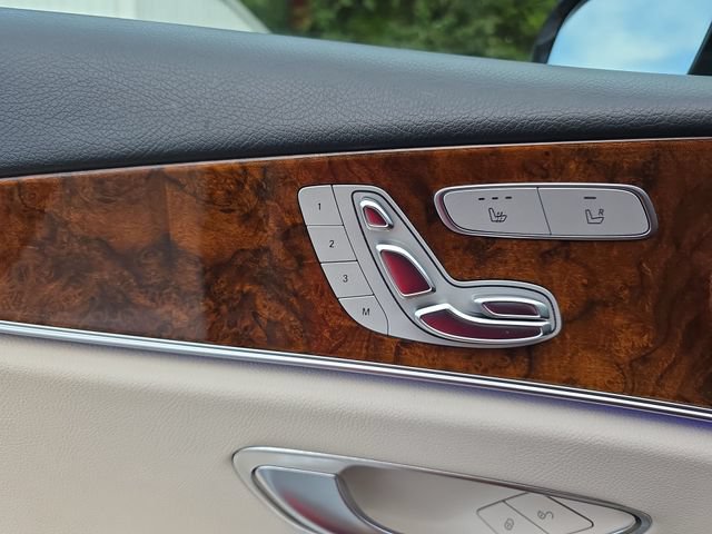 Used 2019 Mercedes-Benz E 300 image 30