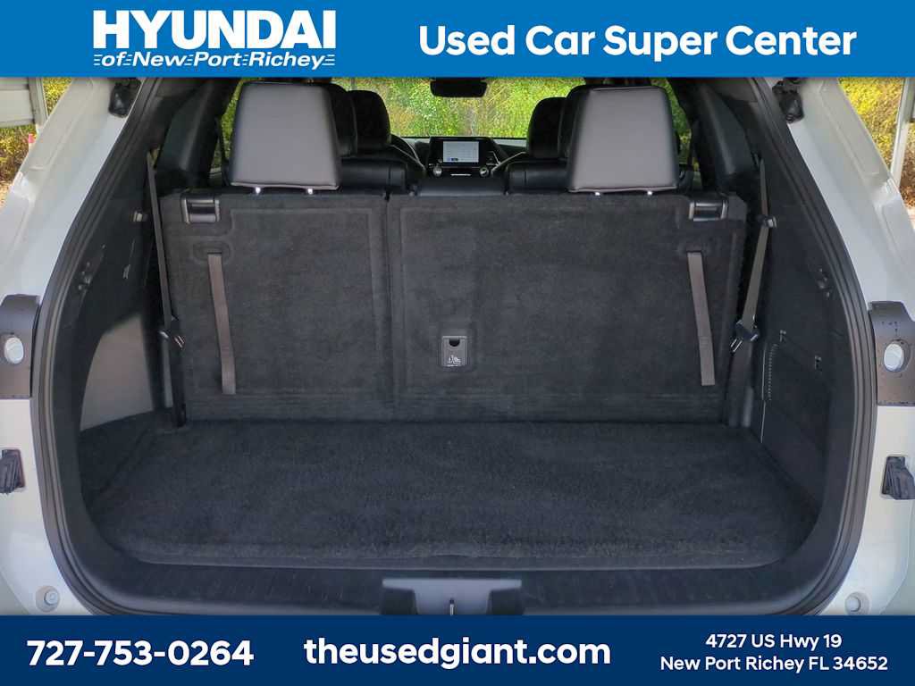 Used 2023 Toyota Highlander XSE AWD/4WD image 11