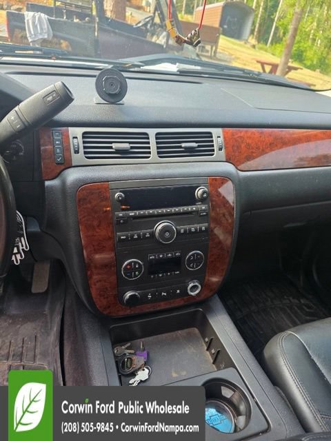 Used 2010 Chevrolet Silverado 2500 LTZ AWD/4WD image 8