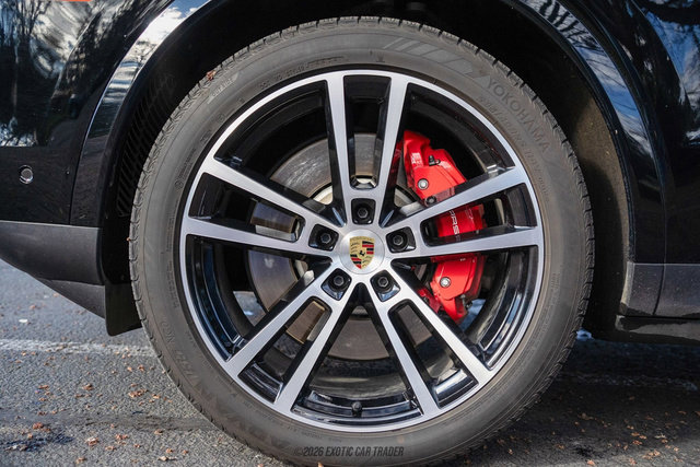 Used 2024 Porsche Cayenne S AWD/4WD image 54