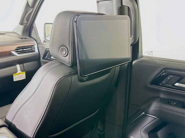 Used 2026 GMC Yukon Denali w/ Denali Reserve Package AWD/4WD image 33