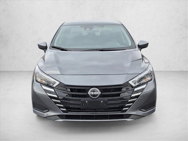 Used 2025 Nissan Versa SV FWD image 2