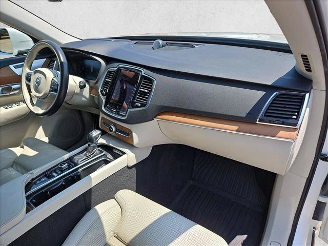 Used 2017 Volvo XC90 T6 Inscription w/ Vision Package AWD/4WD image 25