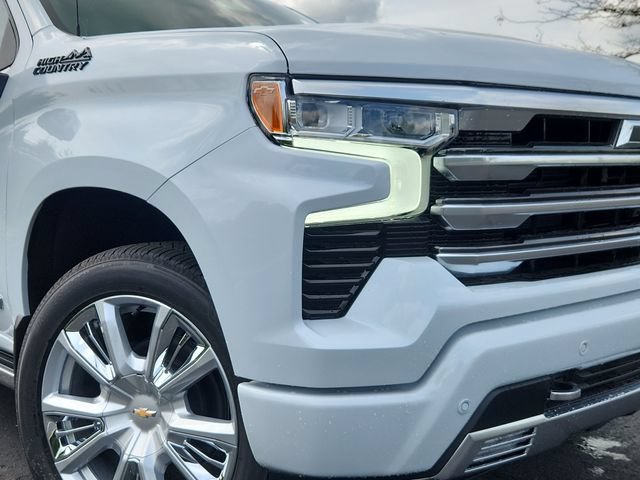 New 2026 Chevrolet Silverado 1500 High Country w/ High Country Premium Package AWD/4WD image 9