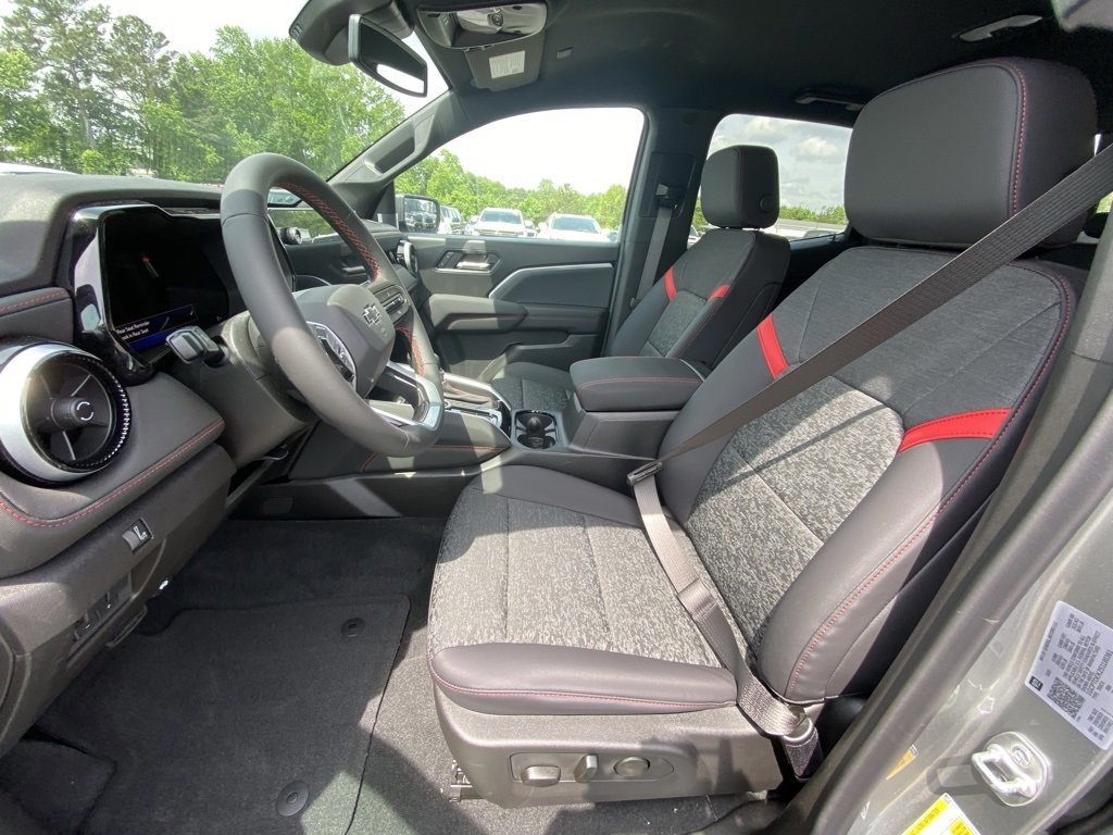 New 2025 Chevrolet Colorado Z71 image 15