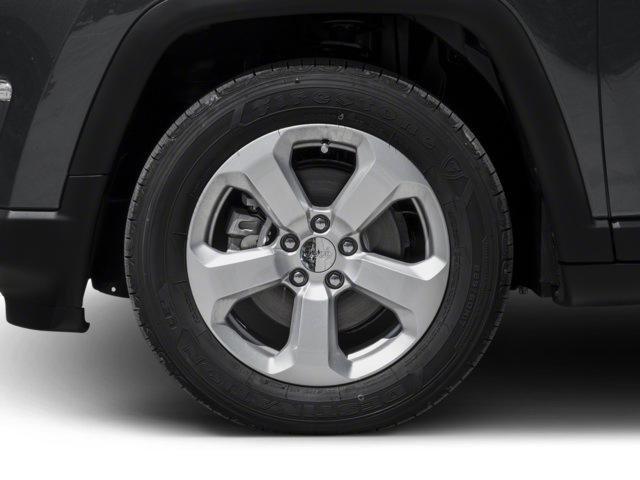 Used 2018 Jeep Compass Latitude w/ Popular Equipment Group AWD/4WD image 13