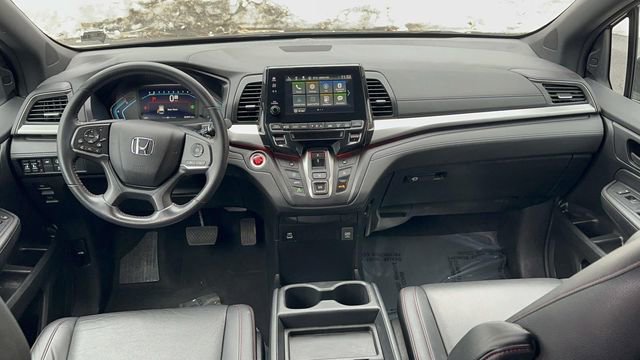 Certified 2023 Honda Odyssey Sport image 12