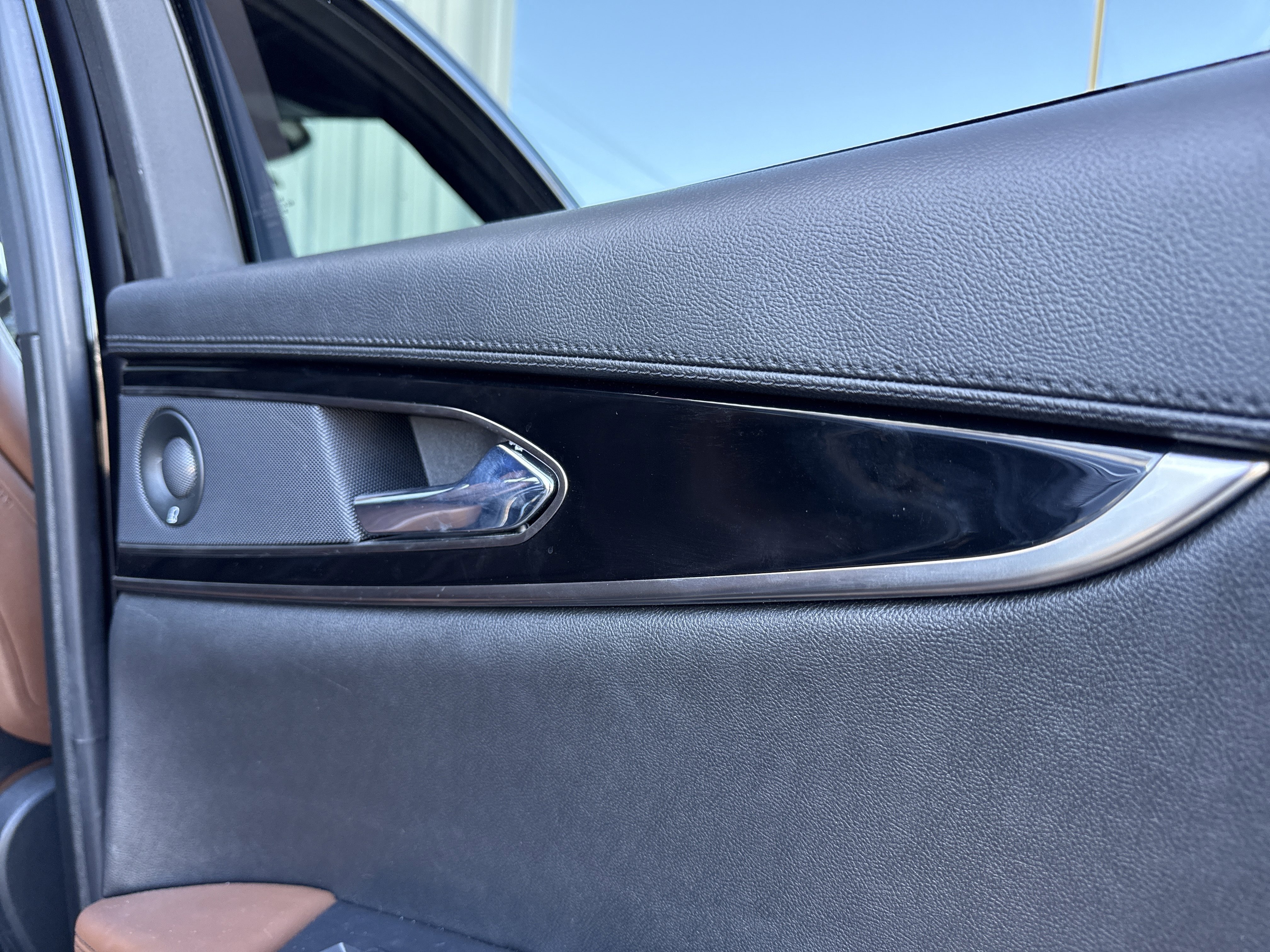 Used 2022 Lincoln Nautilus Reserve w/ Equipment Group 201A image 47