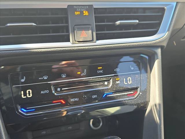 New 2026 Volkswagen Taos SE FWD image 16