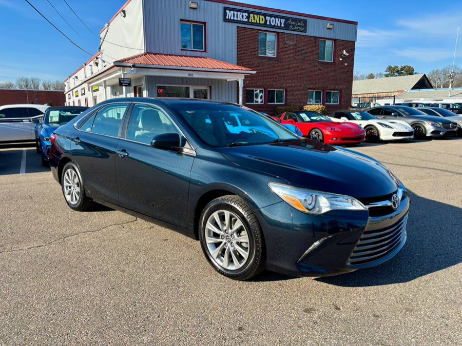 Used 2015 Toyota Camry XLE FWD image 3