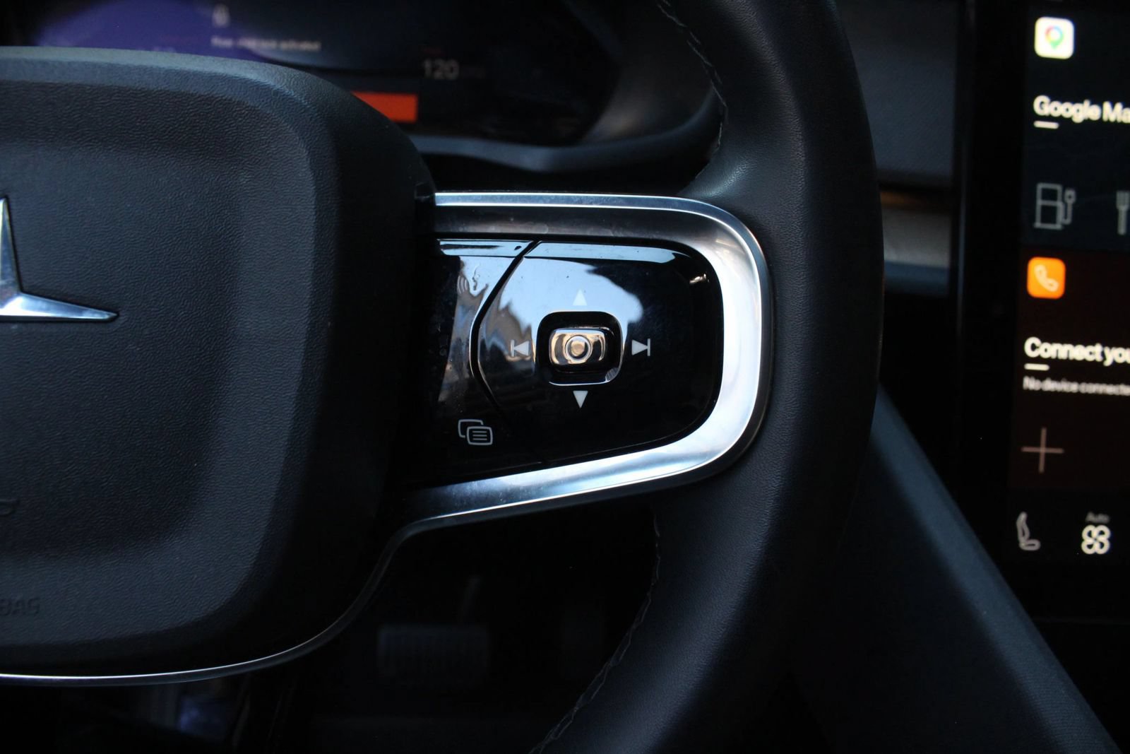 Used 2021 Polestar Polestar 2 w/ Performance Package AWD/4WD image 29