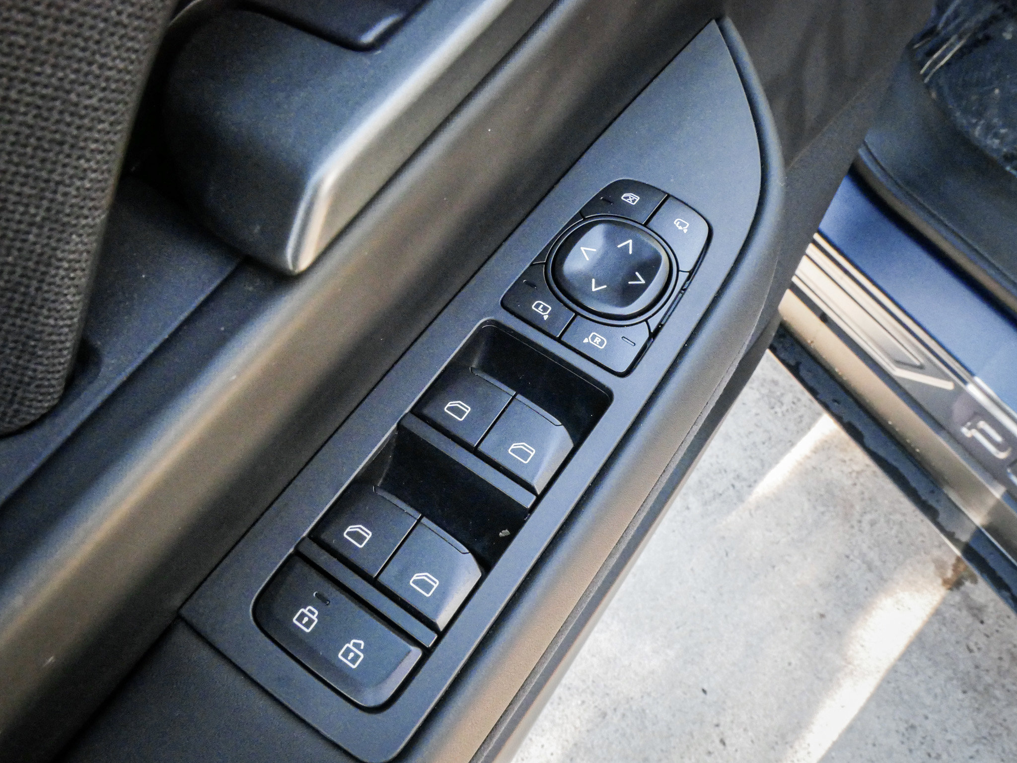 Used 2023 Fisker Ocean One image 15