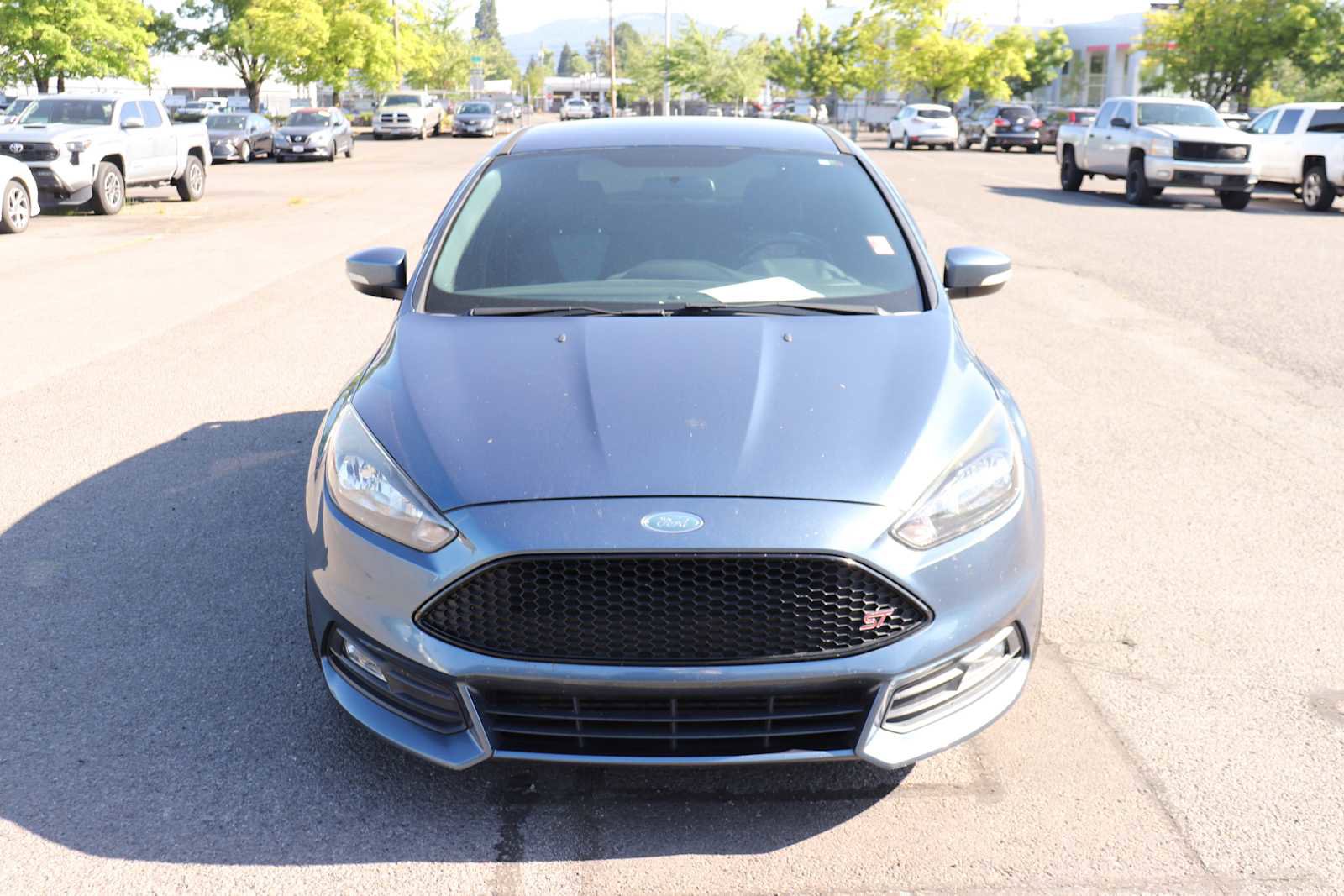 Used 2018 Ford Focus ST FWD video 2