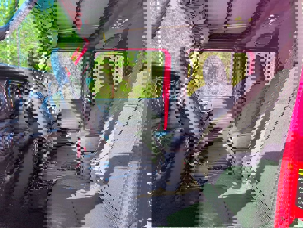 Used 2020 Jeep Wrangler Unlimited Sport S image 13