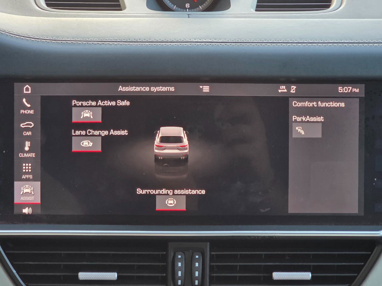 Used 2019 Porsche Cayenne AWD/4WD image 23