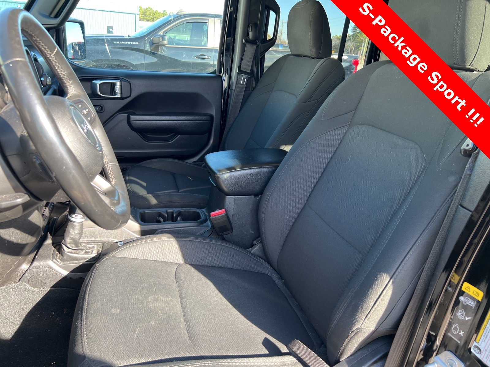 Used 2022 Jeep Gladiator Sport image 15