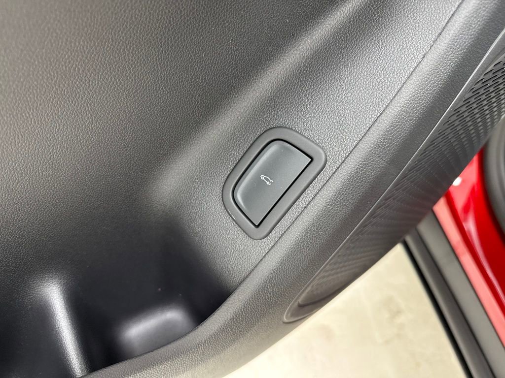 New 2026 Chevrolet Traverse LT w/ Midnight/Sport Edition image 21