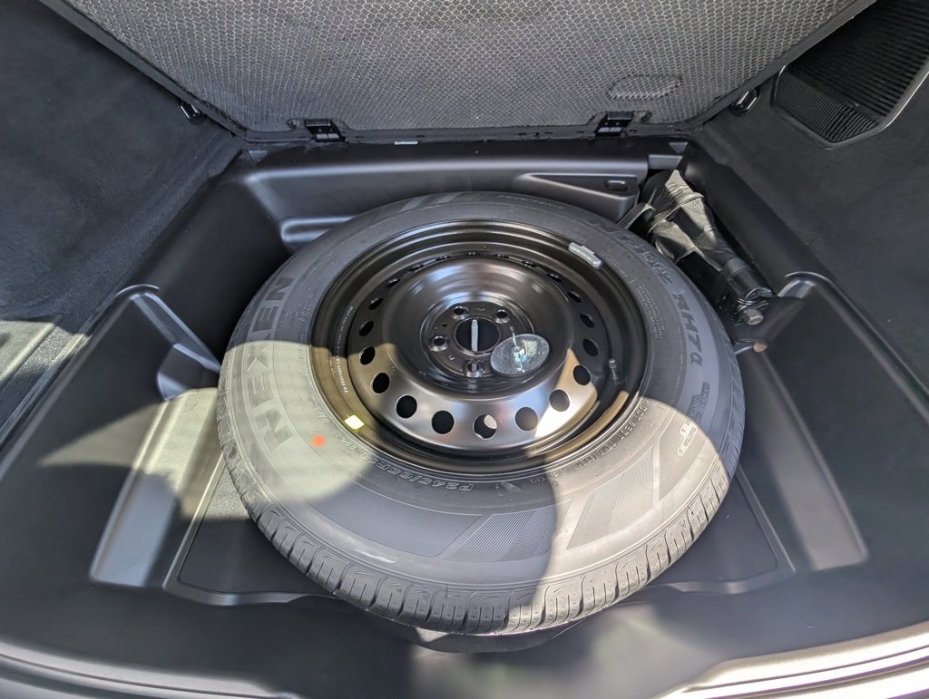 Used 2022 Jeep Grand Cherokee Summit w/ Luxury Tech Group V image 47