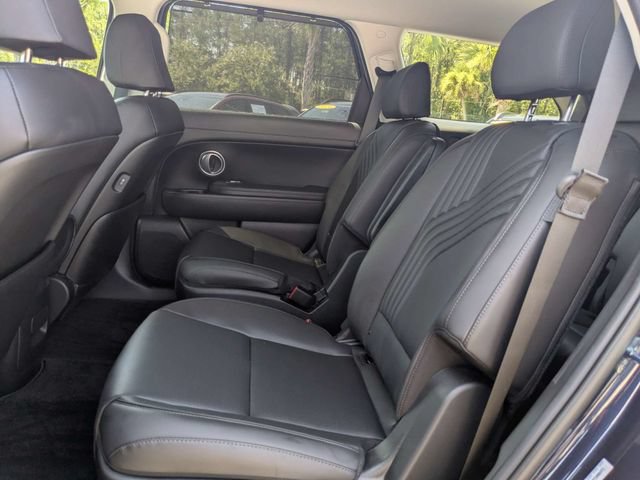 Used 2026 Hyundai Palisade SEL Premium FWD image 14