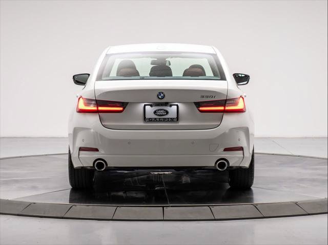 Used 2024 BMW 330i Sedan w/ Premium Package RWD image 4