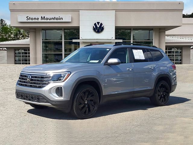 Certified 2025 Volkswagen Atlas SE w/ Panoramic Sunroof Package FWD image 1